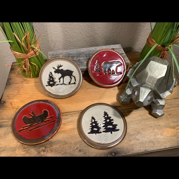 NWOT CERAMIC LODGE/CABIN STYLE COASTERS-CANOE, BEAR, MOOSE & PINE TREES - Picture 1 of 8